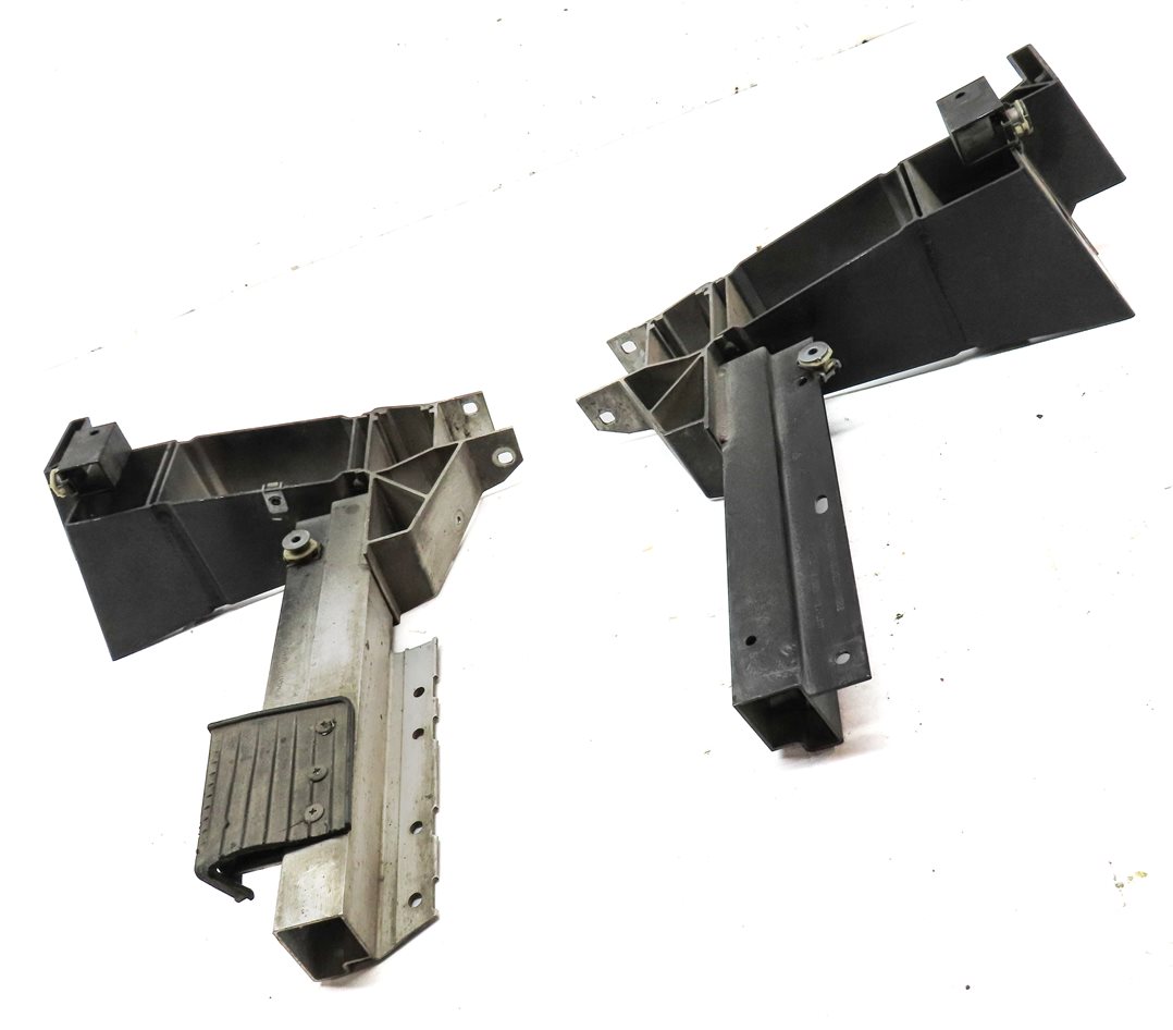 Thumbnail 3: 2016 BMW X3 (F25) HEADLIGHT HEAD LIGHT SUPPORT MOUNT BRACKET SET 2
