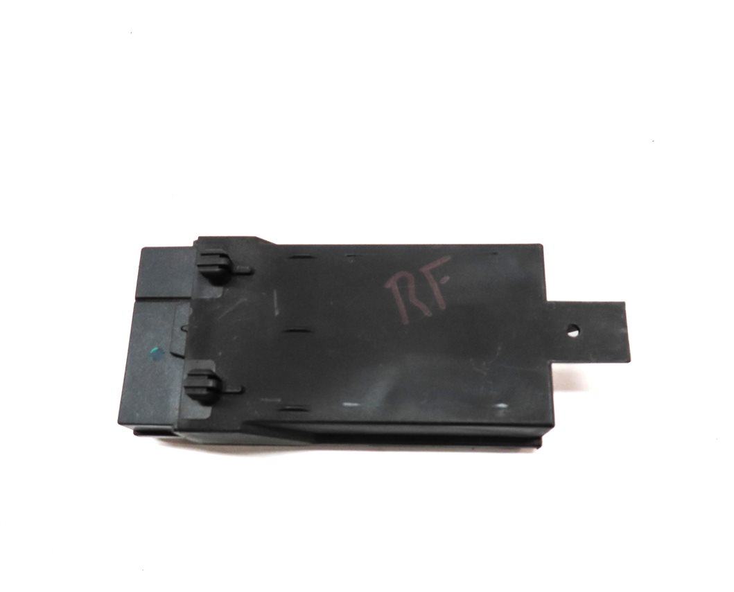 Thumbnail 5: 10-19 328i 330i 335i 530i 535i 550i 740i 750i 760i REAR HEATED SEAT MODULE