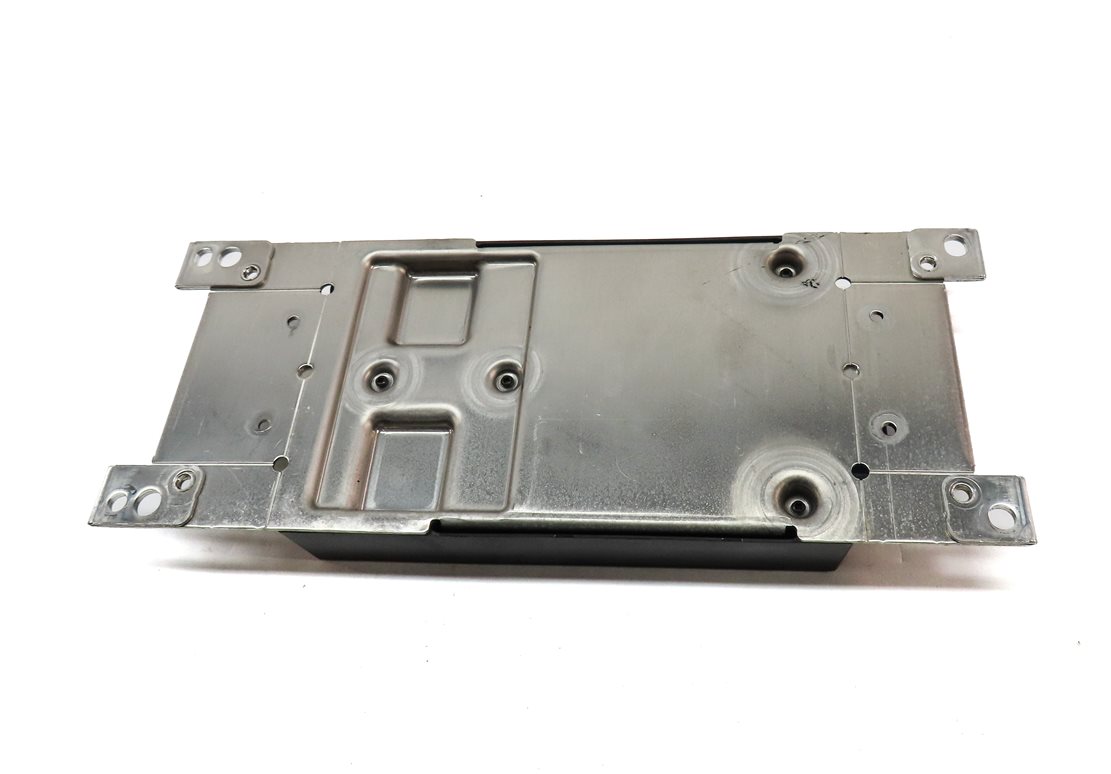 Thumbnail 5: 2016 BMW X3 (F25) TELEMATICS COMMUNICATION CONTROL MODULE
