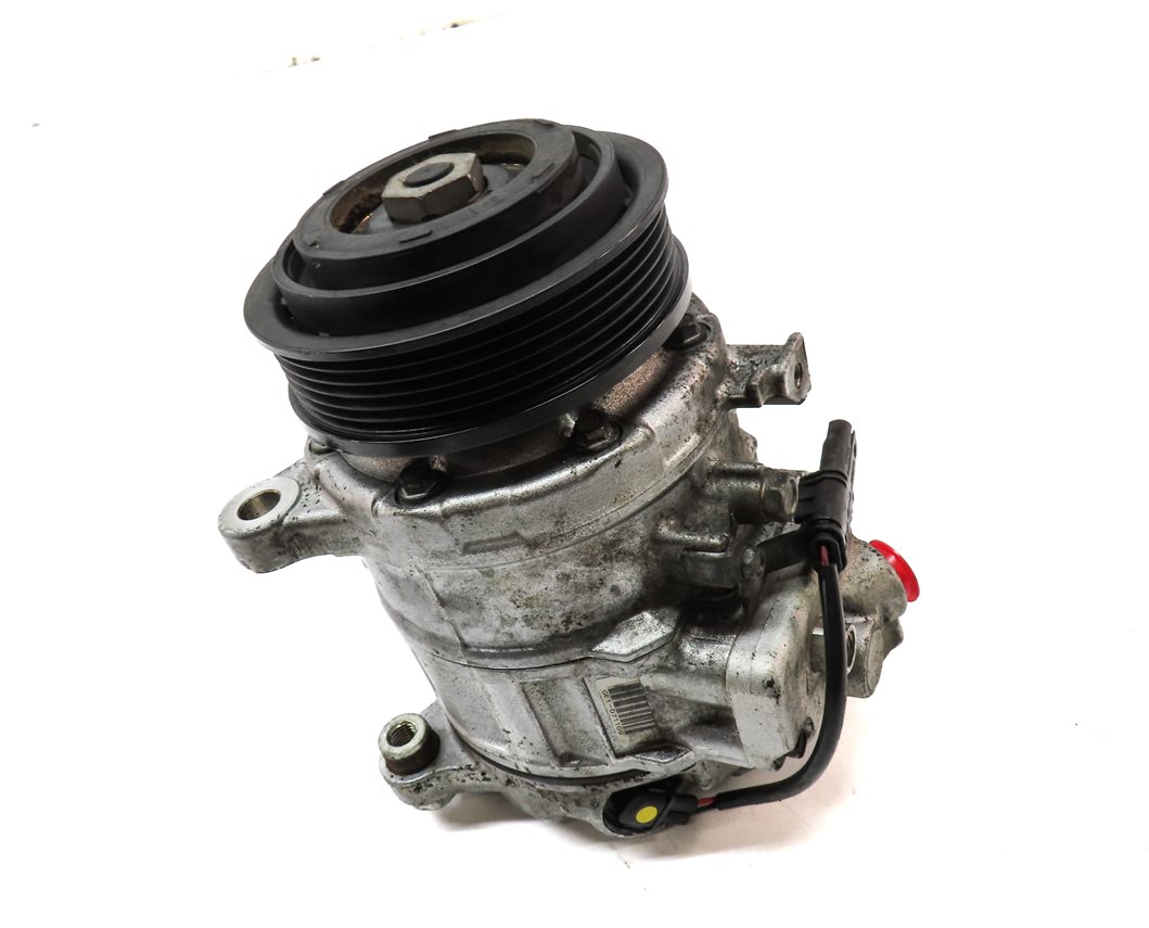 Thumbnail 3: 2013-2018 BMW X3 X4 (F25 F26) 28dX / 28iX - 2.0L ENGINE A/C COMPRESSOR PUMP