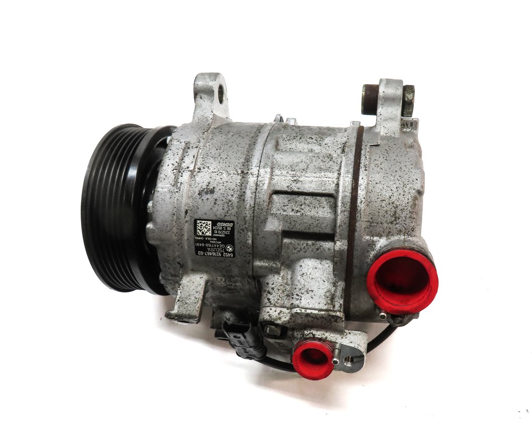 Thumbnail 4: 2013-2018 BMW X3 X4 (F25 F26) 28dX / 28iX - 2.0L ENGINE A/C COMPRESSOR PUMP