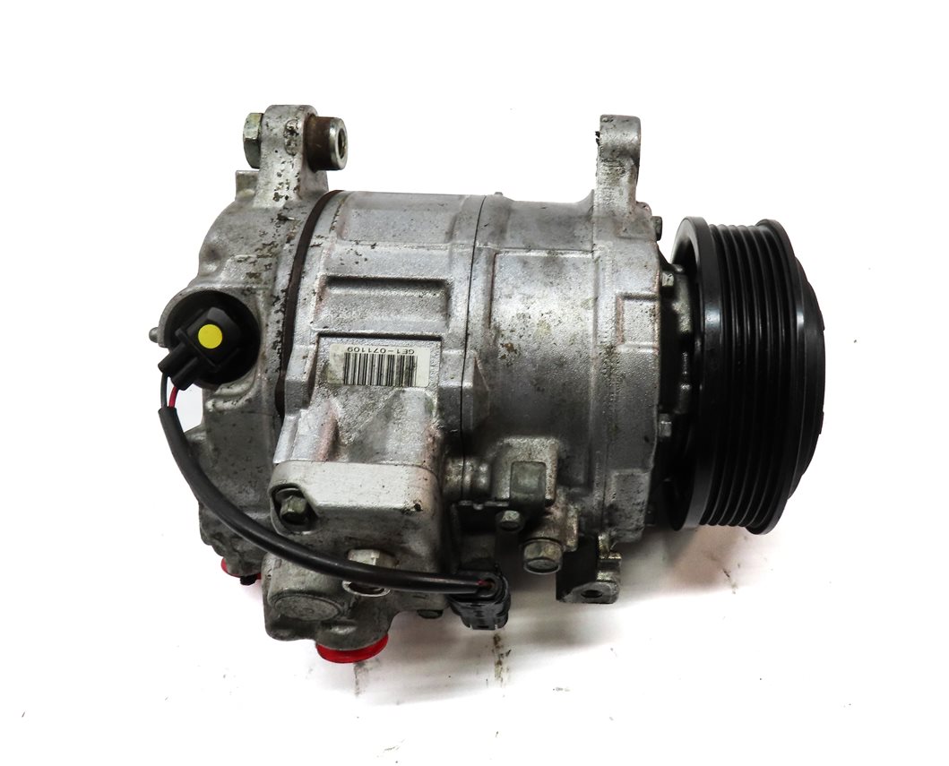 Thumbnail 6: 2013-2018 BMW X3 X4 (F25 F26) 28dX / 28iX - 2.0L ENGINE A/C COMPRESSOR PUMP