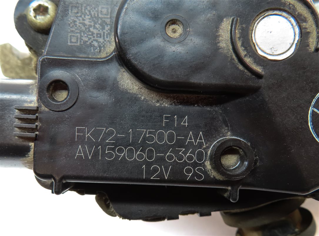 Thumbnail 6: 2015-2019 LAND ROVER DISCOVERY SPORT (L550) FRONT WINDSHIELD WIPER MOTOR
