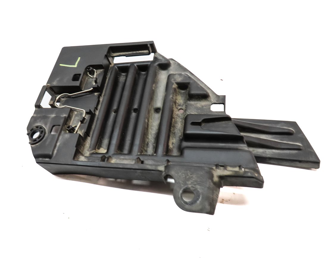 Thumbnail 5: 2016 LAND DISCOVERY SPORT (L550) FRONT LEFT DRIVER HEADLIGHT MOUNT BRACKET