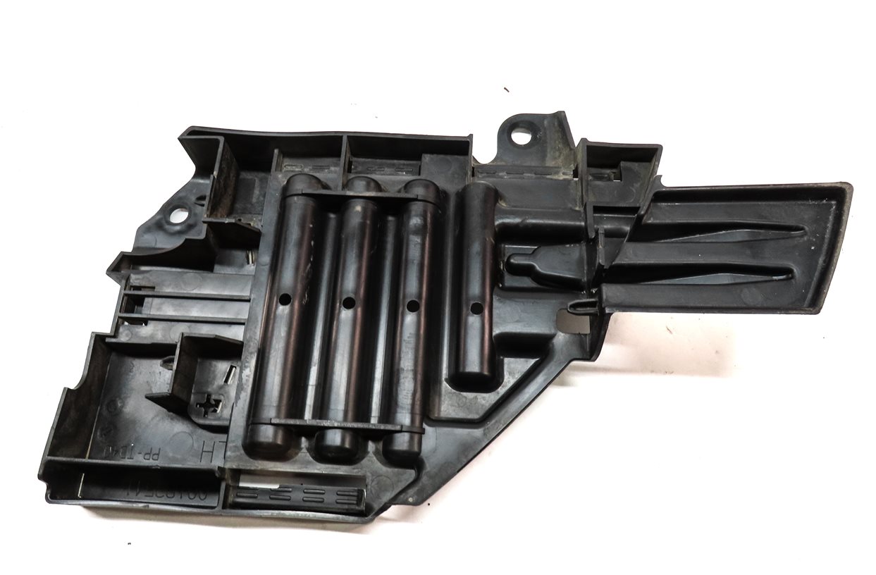 Thumbnail 6: 2016 LAND DISCOVERY SPORT (L550) FRONT LEFT DRIVER HEADLIGHT MOUNT BRACKET