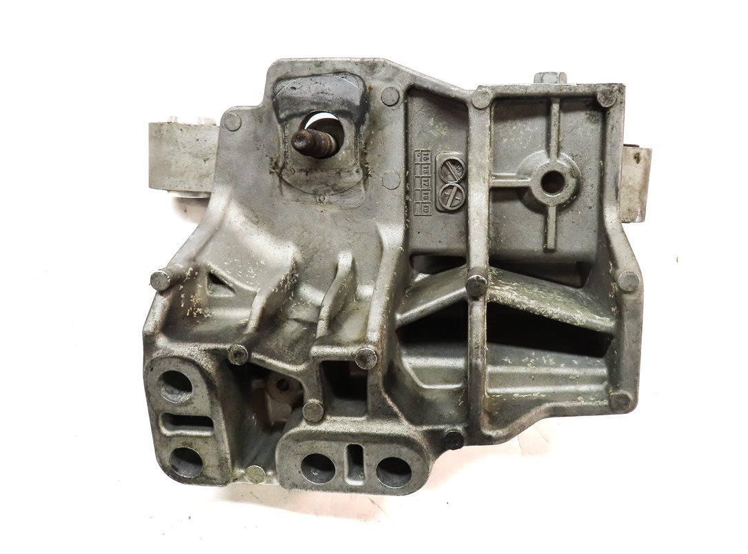 Thumbnail 5: 2016 LAND DISCOVERY SPORT (L550) 2.0L TURBO UPPER ENGINE MOUNT BRACKET & BAR