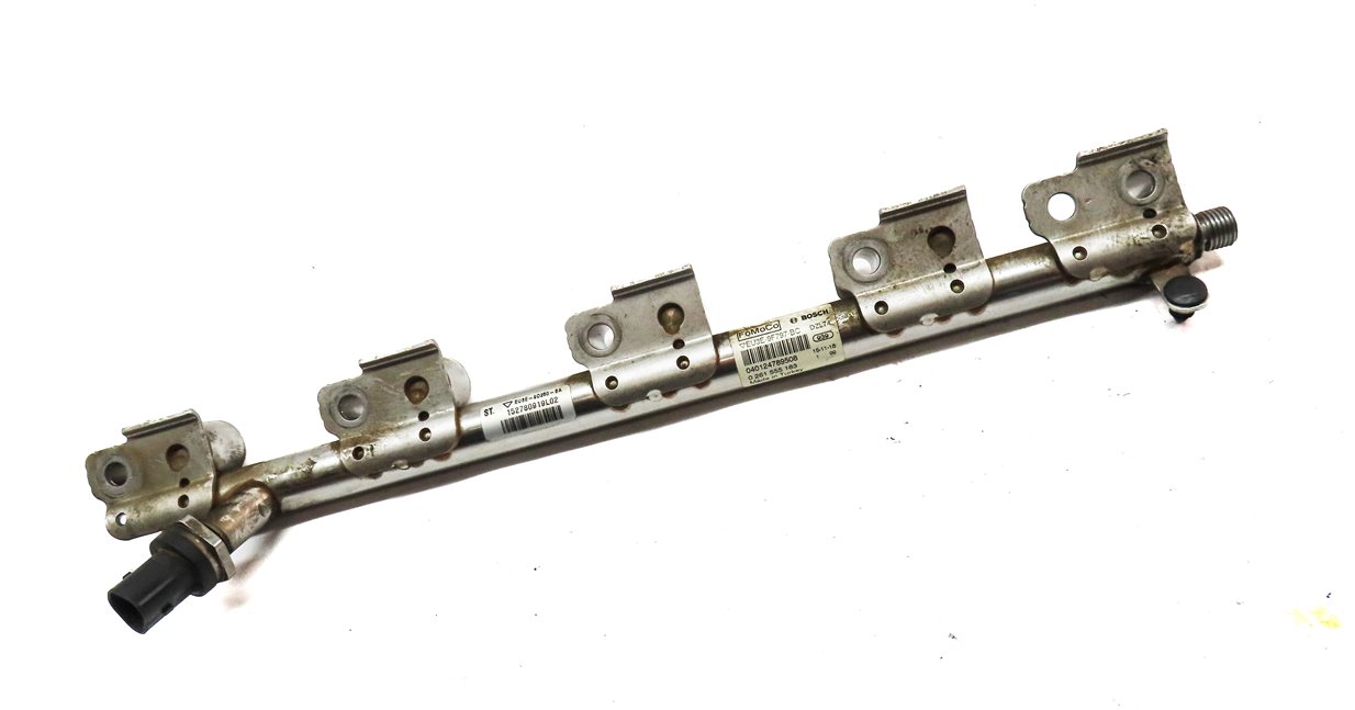 Thumbnail 3: 2016 LAND DISCOVERY SPORT (L550) 2.0L TURBO ENGINE FUEL RAIL