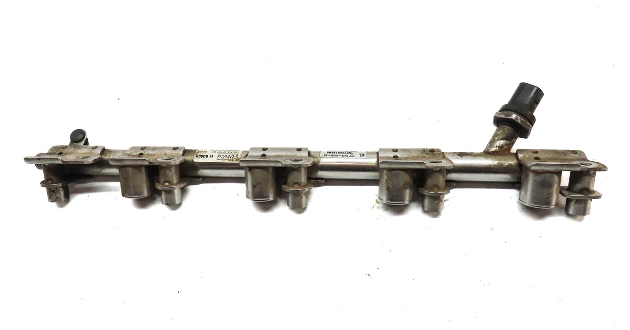 Thumbnail 4: 2016 LAND DISCOVERY SPORT (L550) 2.0L TURBO ENGINE FUEL RAIL