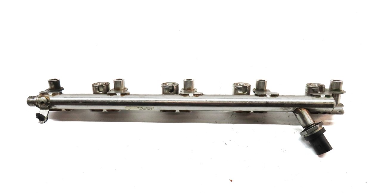 Thumbnail 5: 2016 LAND DISCOVERY SPORT (L550) 2.0L TURBO ENGINE FUEL RAIL