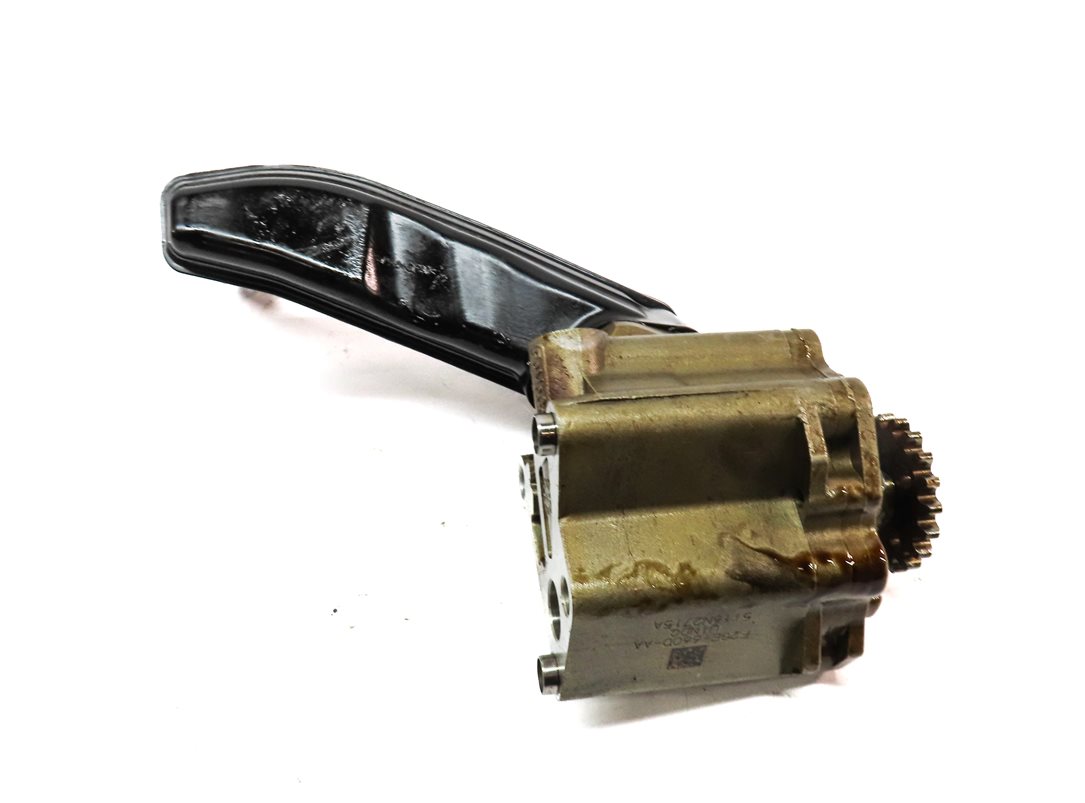 Thumbnail 4: 2016 LAND DISCOVERY SPORT (L550) 2.0L TURBO ENGINE OIL PUMP