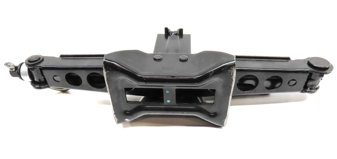 Thumbnail 7: 15-23 LAND ROVER DISCOVERY SPORT L550 TIRE SCISSOR JACK w/ TOW EYE & LUG WRENCH