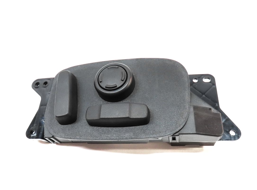 Thumbnail 2: 2016 LAND DISCOVERY SPORT L550 FRONT RIGHT PASSENGER SEAT ADJUST MOTOR w/ LUMBAR