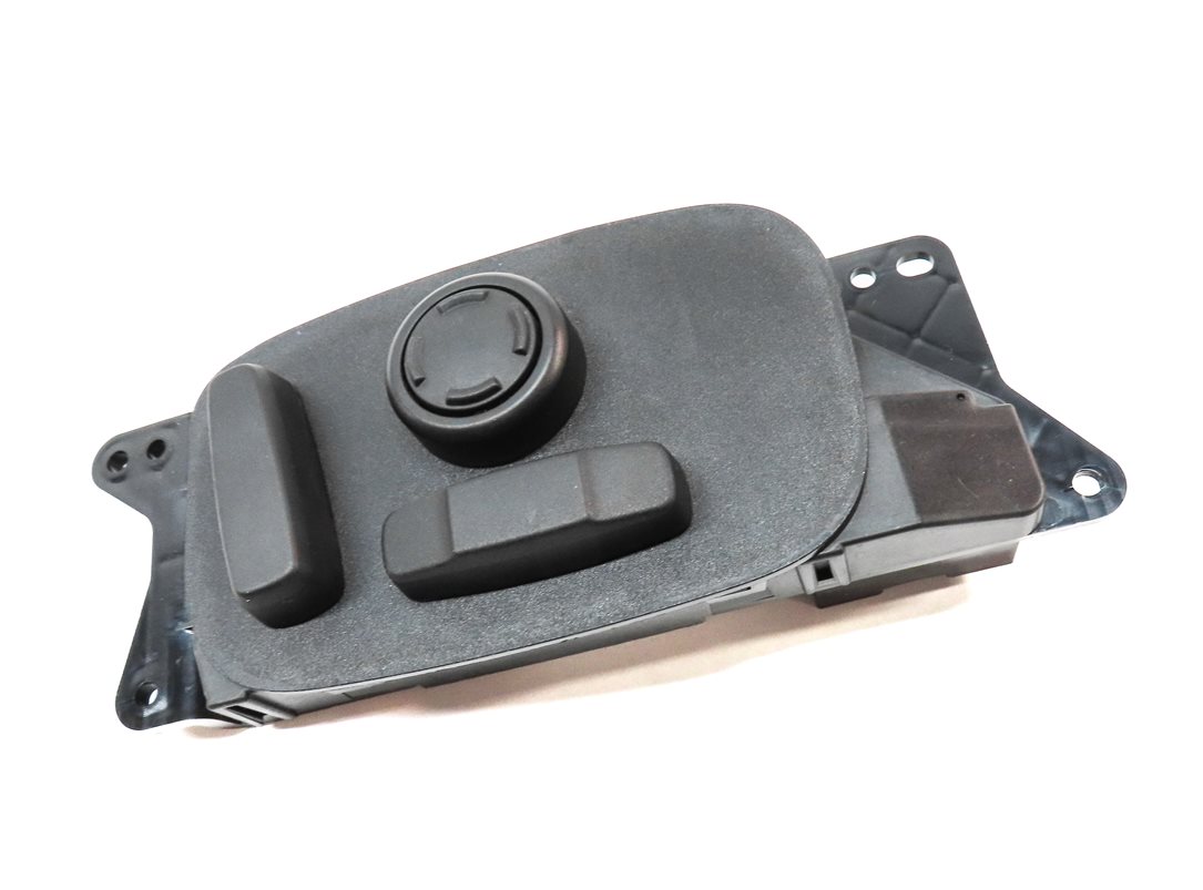 Thumbnail 3: 2016 LAND DISCOVERY SPORT L550 FRONT RIGHT PASSENGER SEAT ADJUST MOTOR w/ LUMBAR
