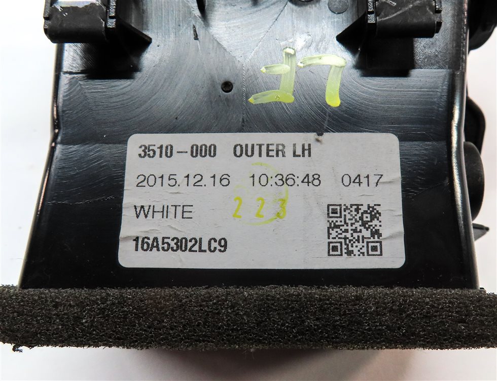 Thumbnail 6: 2016 LAND DISCOVERY SPORT L550 FRONT LEFT DRIVER DASH AC HEATER AIR VENT (BLACK)