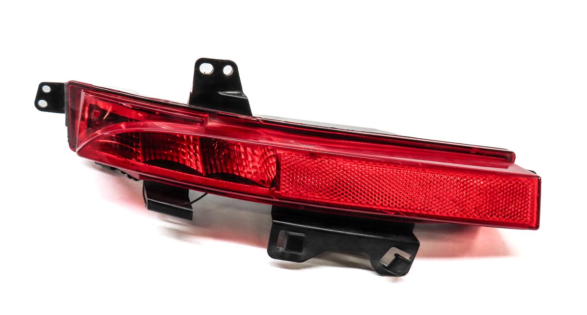 Thumbnail 1: 15-19 LAND ROVER DISCOVERY SPORT (L550) LEFT REAR BUMPER TAILLIGHT LIGHT LAMP