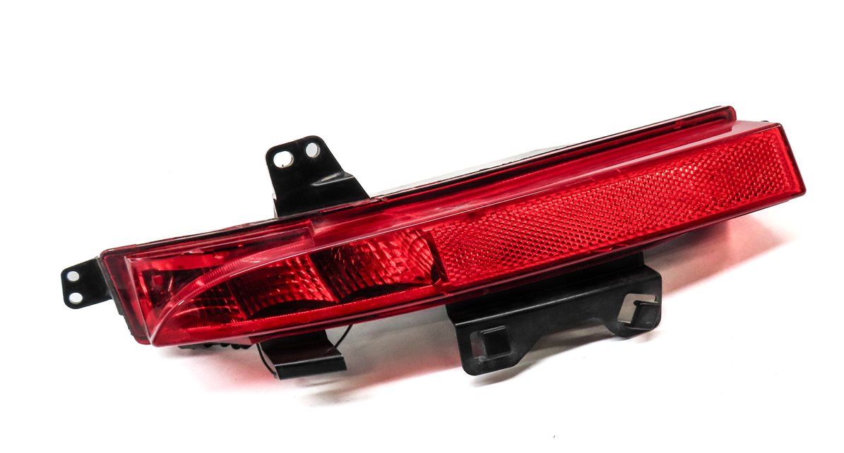 Thumbnail 3: 15-19 LAND ROVER DISCOVERY SPORT (L550) LEFT REAR BUMPER TAILLIGHT LIGHT LAMP
