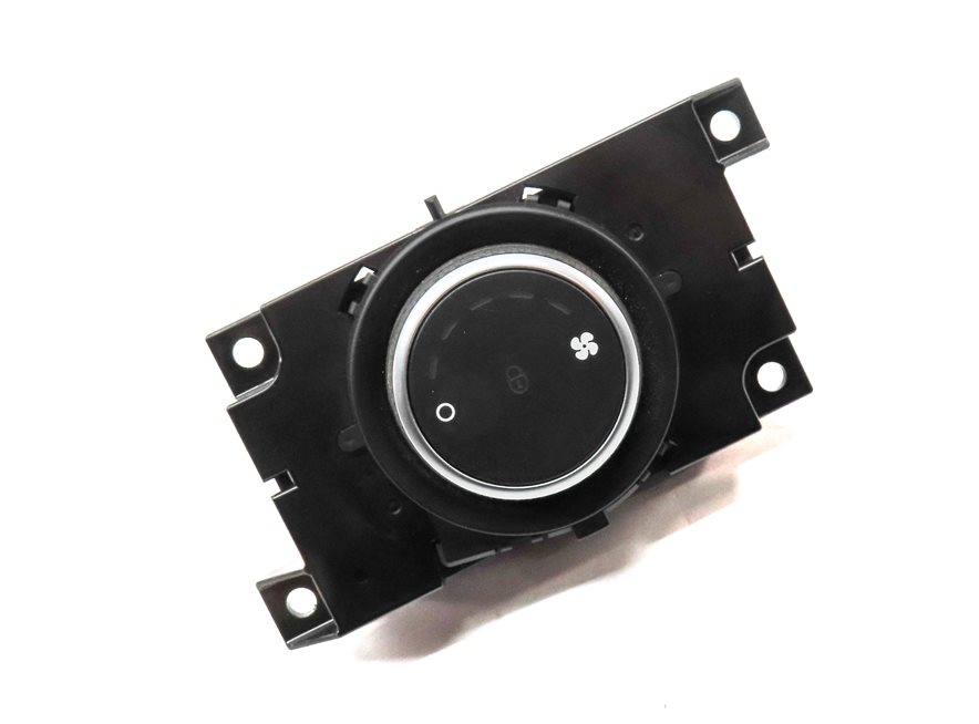 Thumbnail 3: 2016 LAND DISCOVERY SPORT (L550) REAR CLIMATE CONTROL KNOB