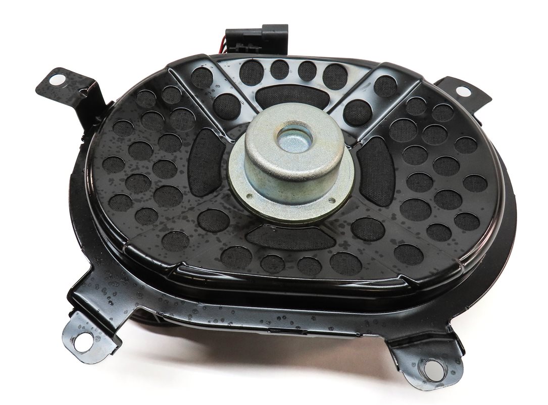 Thumbnail 4: 2016 LAND DISCOVERY SPORT (L550) SUBWOOFER SUB WOOFER SPEAKER