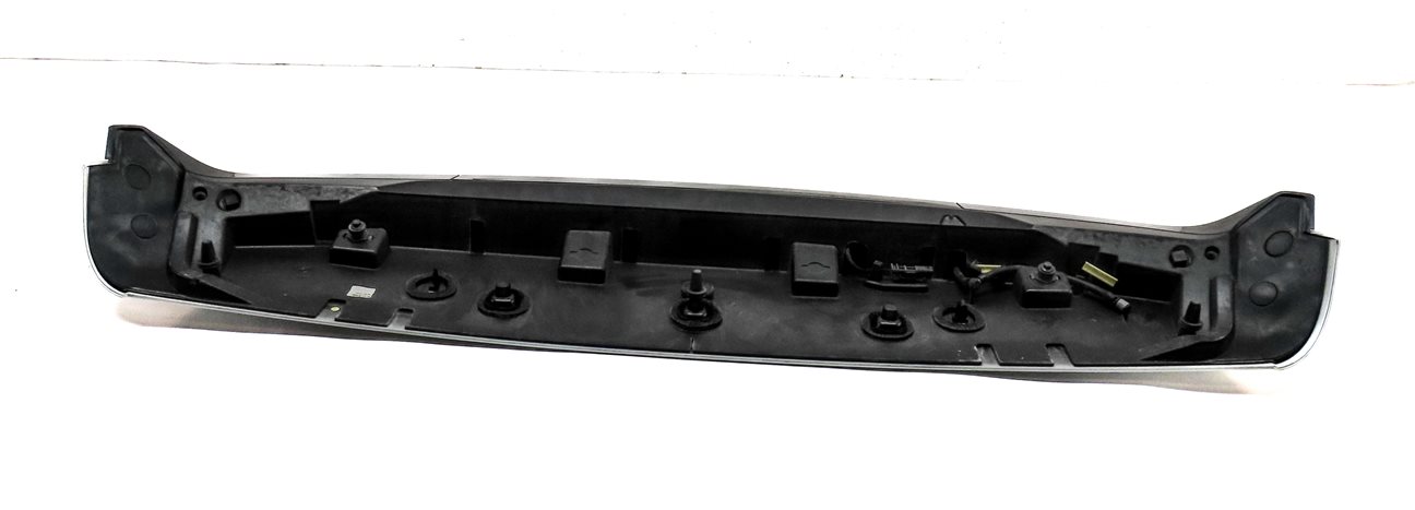 Thumbnail 6: 2015-2019 LAND ROVER DISCOVERY SPORT (L550) REAR TRUNK SPOILER WING (SILVER)