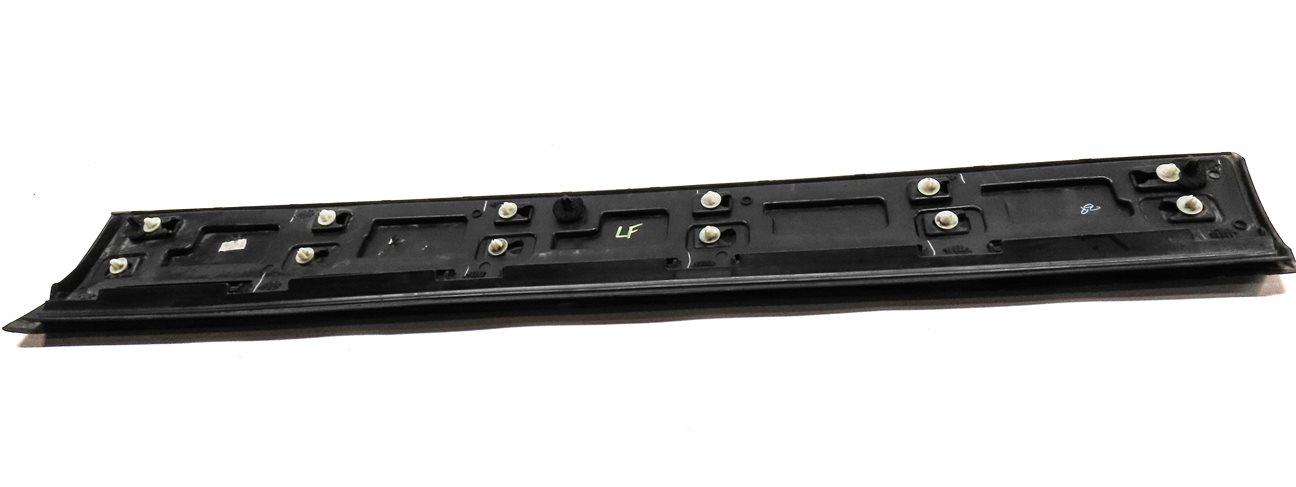 Thumbnail 5: 2015-2019 LAND ROVER DISCOVER SPORT (L550) FRONT LEFT DRIVER DOOR MOULDING TRIM