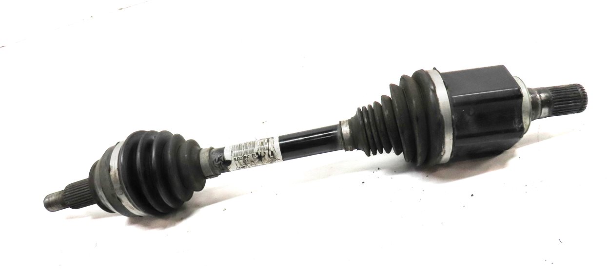 Thumbnail 3: 2012-2017 RANGE ROVER EVOQUE / DISCOVERY SPORT (L538 L550) LEFT FRONT AXLE SHAFT