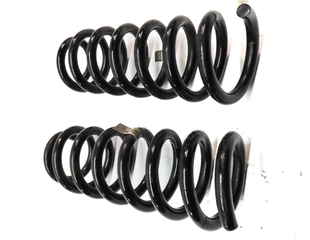 Thumbnail 6: 2015-2019 LAND ROVER DISCOVERY SPORT (L550) REAR SUSPENSION COIL SPRING SET-2
