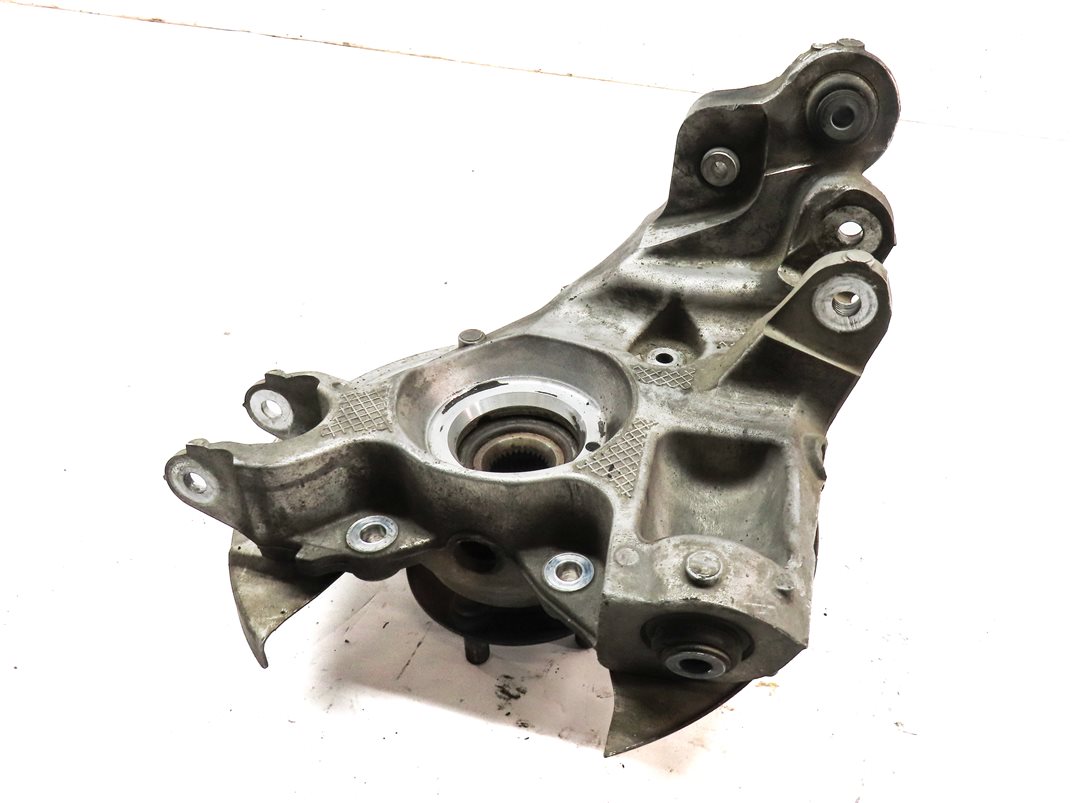 Thumbnail 1: 2015-2019 LAND ROVER DISCOVERY SPORT (L550) LEFT DRIVER REAR SPINDLE KNUCKLE HUB