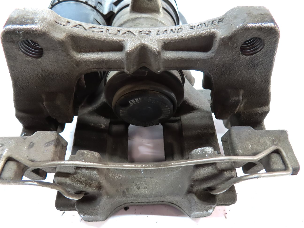 Thumbnail 7: 15-19 JAGUAR E-PACE DISCOVERY SPORT EVOQUE (L538 L550) RIGHT REAR BRAKE CALIPER