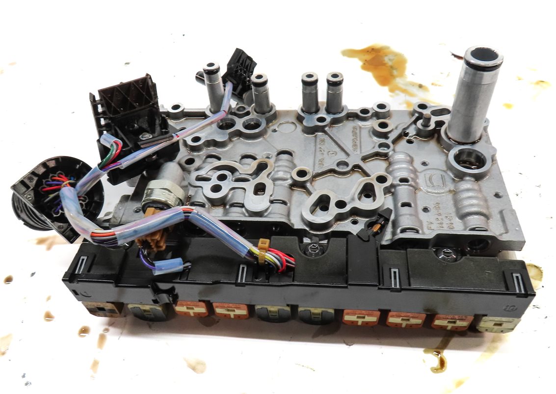 Thumbnail 4: 2014-2017 RANGE ROVER EVOQUE DISCOVERY SPORT (L538 L550) TRANSMISSION VALVE BODY