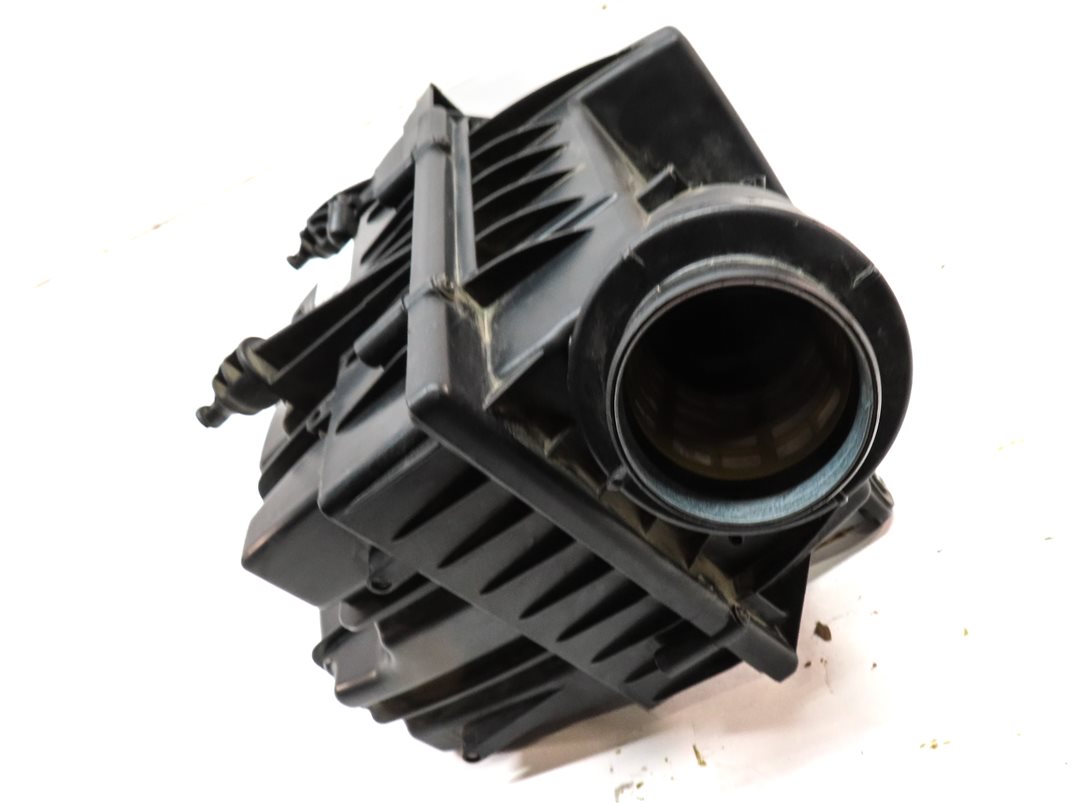 Thumbnail 3: 2015-2017 RANGE ROVER EVOQUE DISCOVERY SPORT (L538 L550) AIR FILTER BOX HOUSING