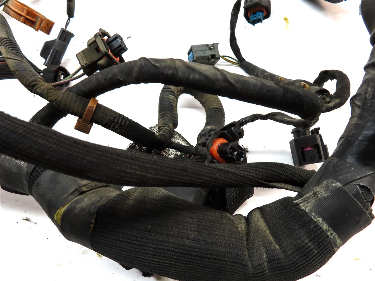 Thumbnail 5: 2016 LAND DISCOVERY SPORT (L550) 2.0L TURBO ENGINE WIRE WIRING HARNESS