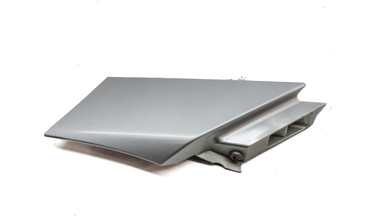 Thumbnail 4: 2016 LAND DISCOVERY SPORT L550 FRONT LEFT DRIVER FENDER PILLAR TRIM CAP (SILVER)