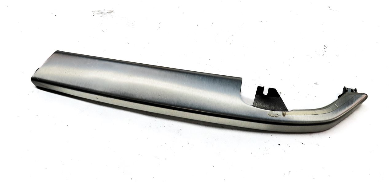 Thumbnail 1: 2016 LAND DISCOVERY SPORT (L550) FRONT LEFT DRIVER DASH TRIM (SILVER)