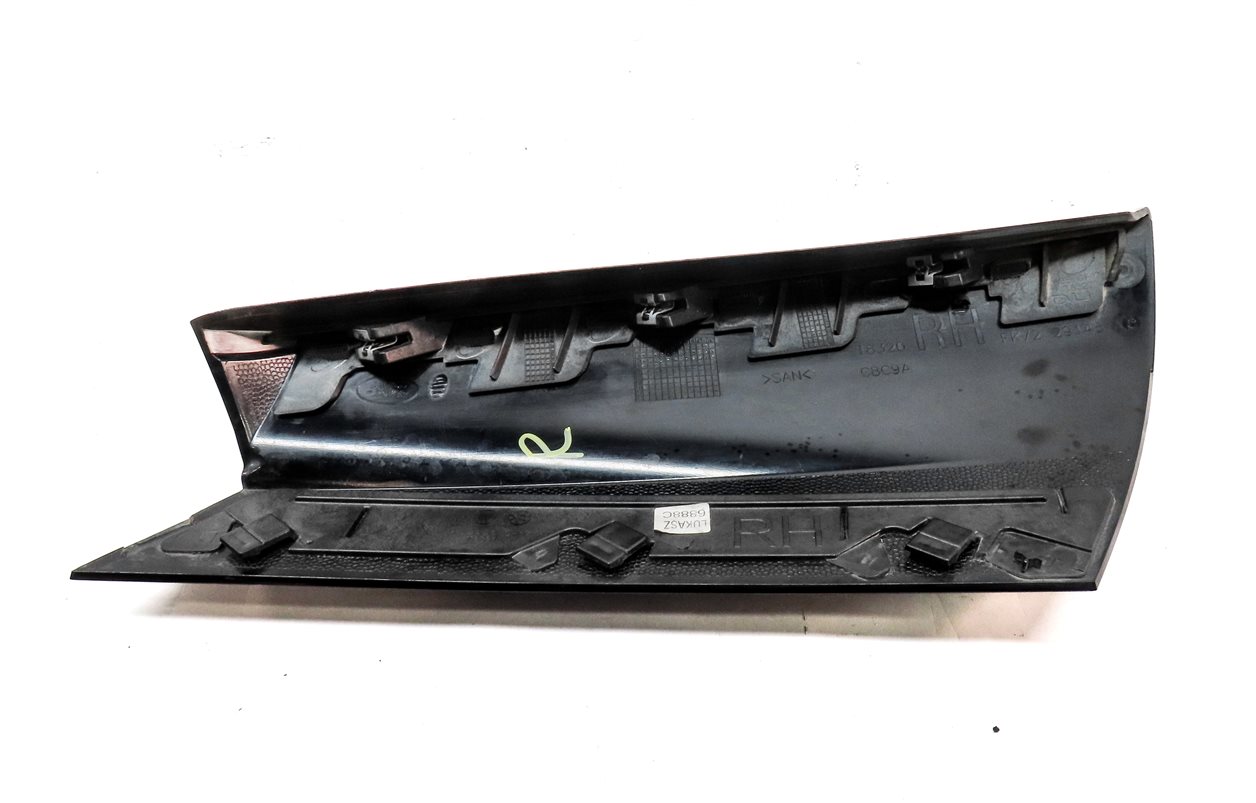 Thumbnail 5: 2016 LAND DISCOVERY SPORT (L550) REAR RIGHT PASSENGER SIDE PILLAR TRIM COVER