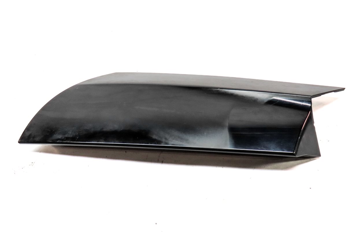 Thumbnail 4: 2016 LAND DISCOVERY SPORT (L550) REAR LEFT DRIVER SIDE PILLAR TRIM COVER