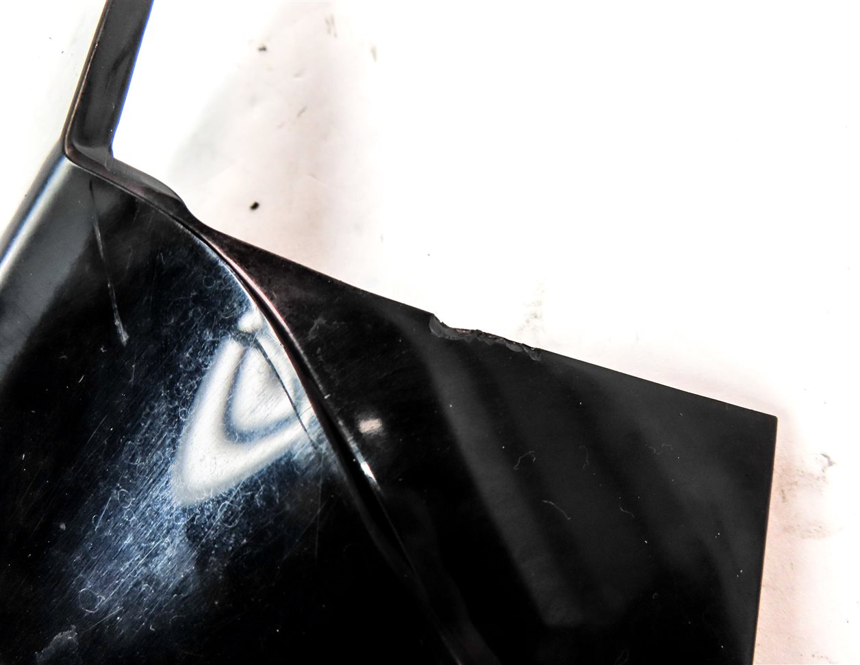 Thumbnail 7: 2016 LAND DISCOVERY SPORT (L550) REAR LEFT DRIVER SIDE PILLAR TRIM COVER