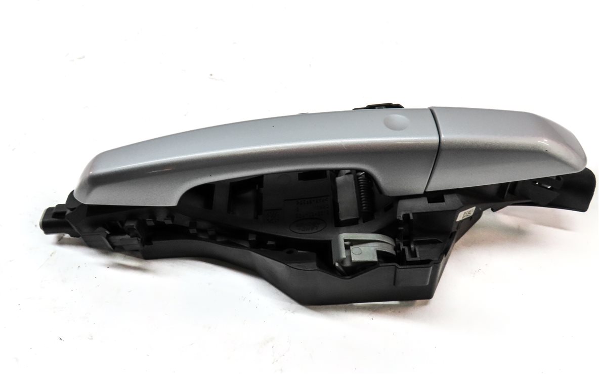 Thumbnail 4: 15-19 LAND ROVER DISCOVERY SPORT (L550) FRONT RIGHT PASSIVE DOOR HANDLE (SILVER)