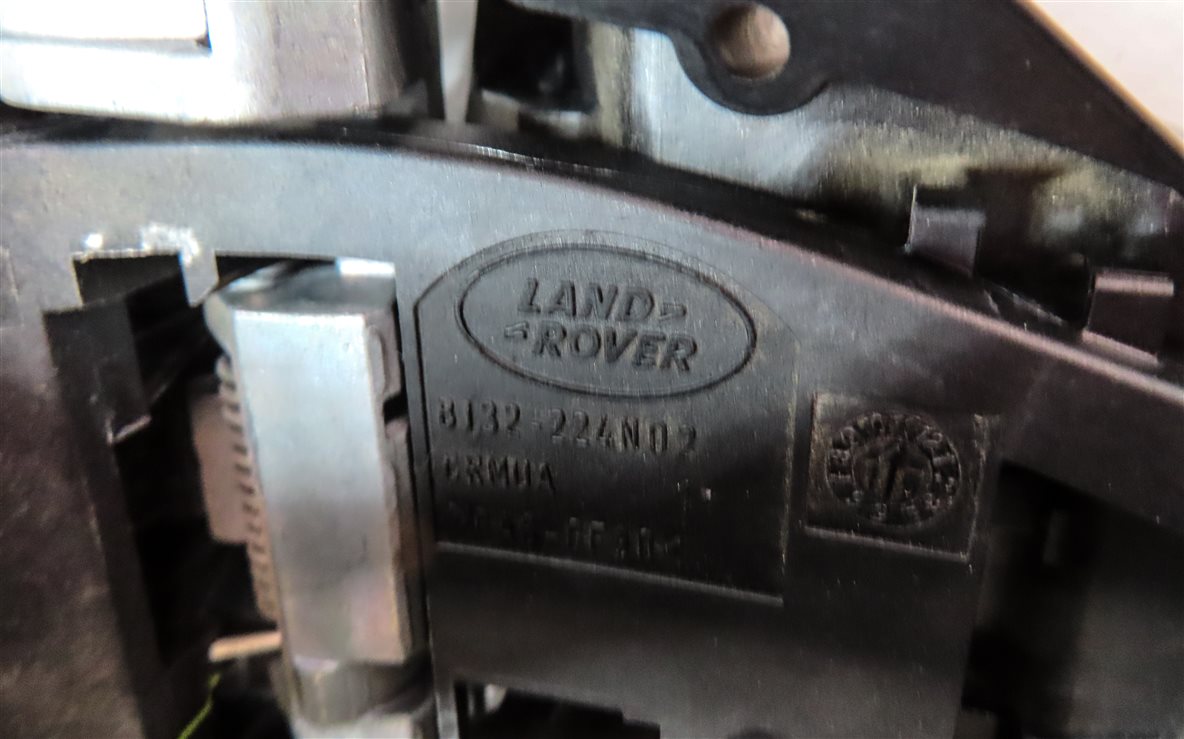 Thumbnail 6: 15-19 LAND ROVER DISCOVERY SPORT (L550) REAR LEFT PASSIVE DOOR HANDLE (SILVER)