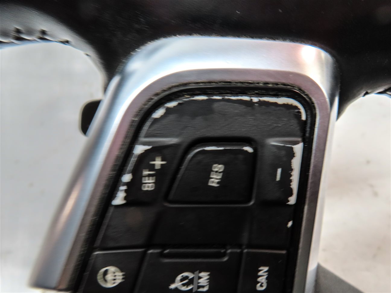 Thumbnail 11: 15-17 LAND ROVER DISCOVERY SPORT (L550) 3 SPOKE STEERING WHEEL & BUTTONS PADDLES