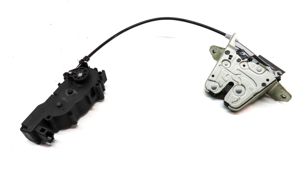 Thumbnail 2: 2016 MERCEDES GLA250 (X156) REAR HATCH TRUNL LOCK LATCH w/ SOFT CLOSE MOTOR