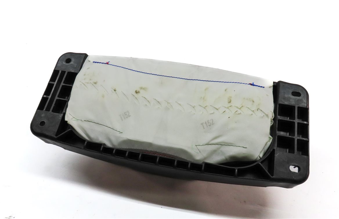 2015-2020 MERCEDES GLA-CLASS (X156) RIGHT FRONT PASSENGER DASH AIRBAG AIR BAG