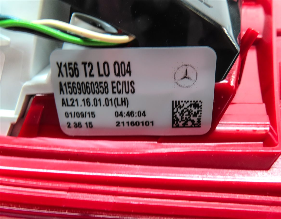 Thumbnail 6: 2015-2020 MERCEDES GLA250 (X156) LEFT DRIVER REAR INNER TAILLIGHT LIGHT LAMP