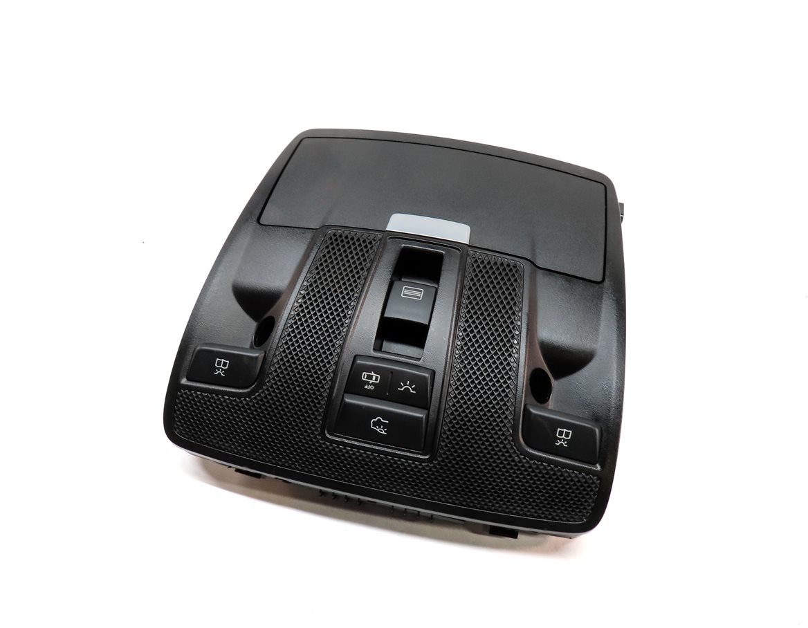 Thumbnail 1: 2016 MERCEDES GLA250 (X156) FRONT CENTER ROOF DOMELIGHT DOME LIGHT (BLACK)