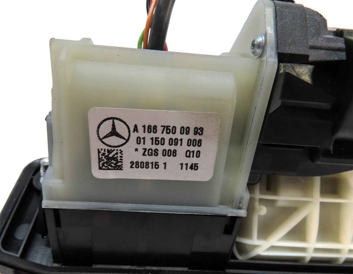Thumbnail 7: 15-17 MERCEDES CLA GLA GLE SLC C117 X156 W166 TRUNK REARVIEW CAMERA & HANDLE