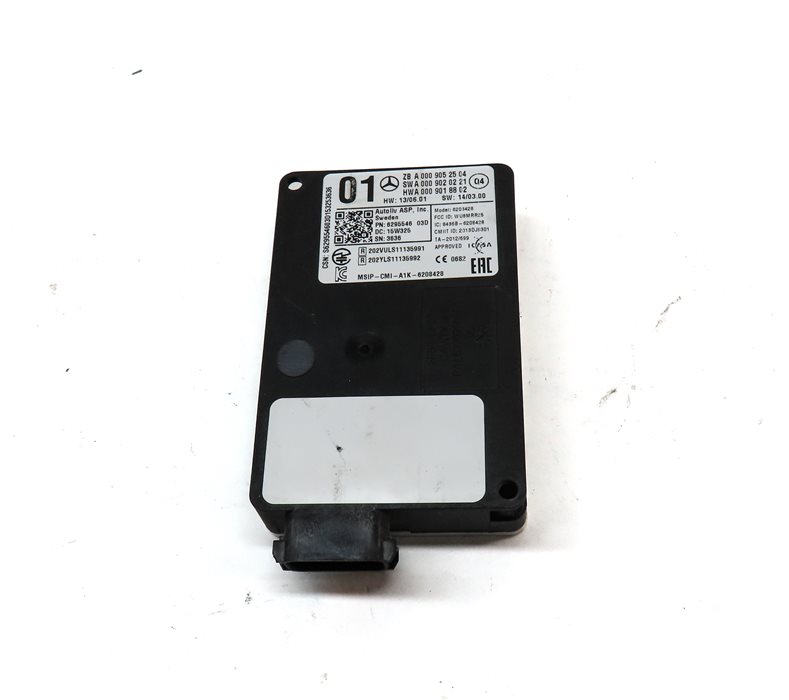 Thumbnail 2: 2014-2020 MERCEDES CLA250 CLA45 GLS CLS (C117 W166 W253) BLIND SPOT RADAR MODULE