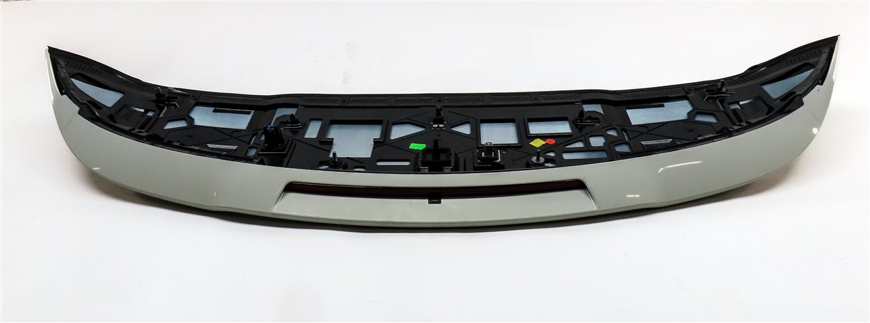 Thumbnail 5: 2015-2020 MERCEDES GLA-CLASS (X156) REAR SPOILER WING w/ 3rd BRAKE LIGHT (WHITE)