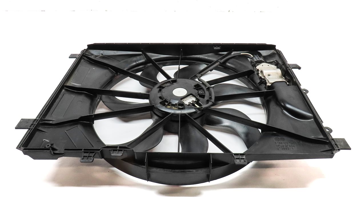 Thumbnail 5: 13-20 MERCEDES B CLA GLA SLK CLASS (C117 W172 W246 X156) RADIATOR COOLING FAN