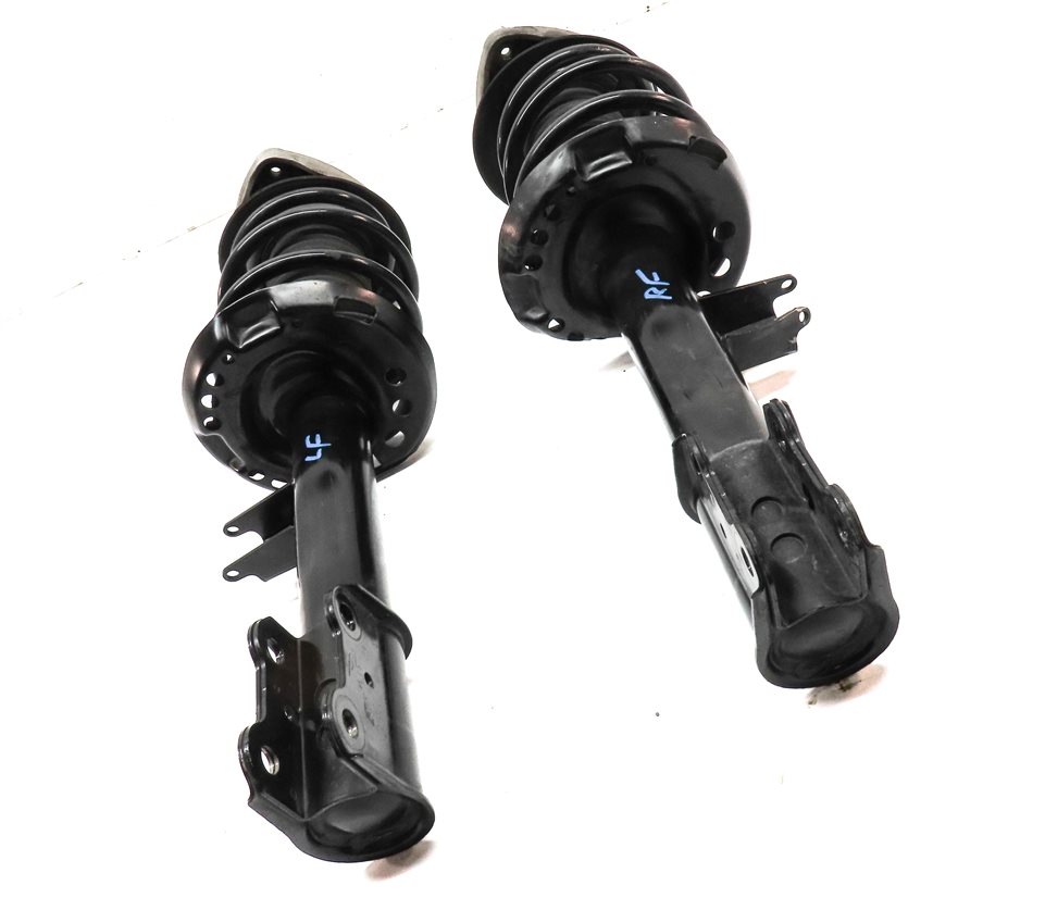 Thumbnail 3: 2015-2020 MERCEDES GLA250 (X156) FRONT LEFT & RIGHT SUSPENSION SHOCK STRUT SET-2