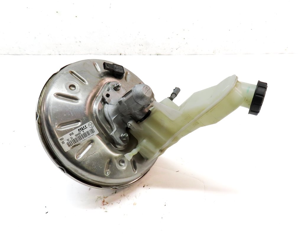 Thumbnail 2: 13-20 MERCEDES B CLA GLA (C117 W246 X156) POWER BRAKE BOOSTER w/ MASTER CYLINDER
