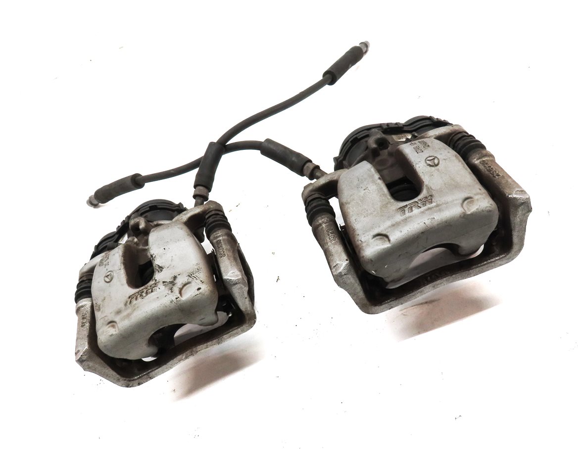 Thumbnail 3: 13-20 MERCEDES B250 CLA250 GLA250 C117 W242 W246 X156 REAR BRAKE CALIPER SET/2